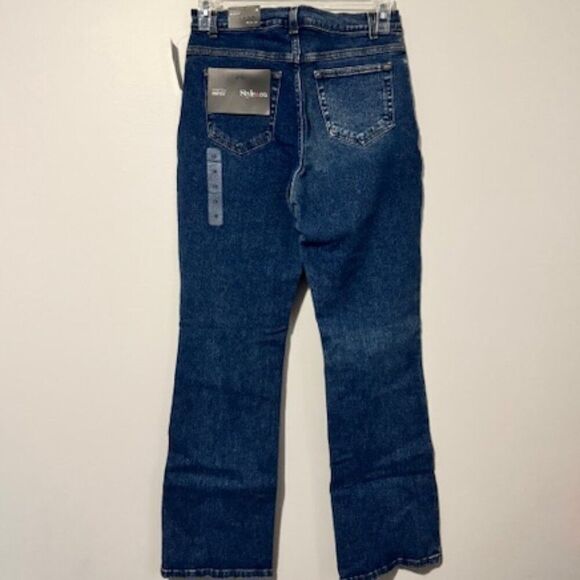Woman's Style&Co Stretch Bootcut Jeans Color Blue Size 10 - Picture 2 of 2